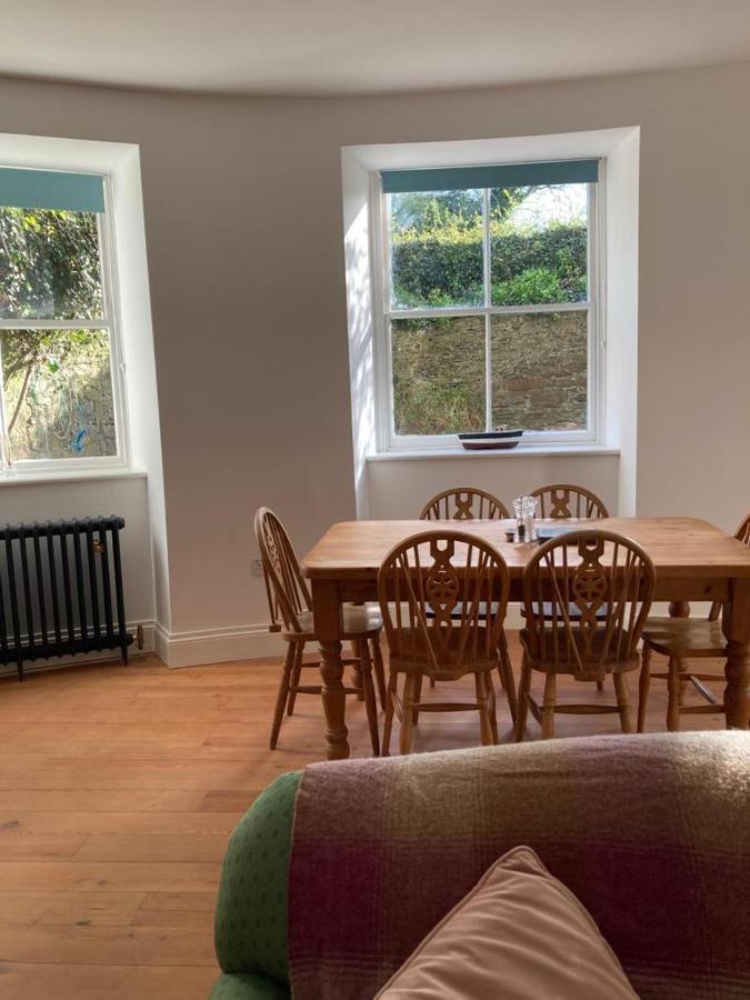 The Courtyard Apartment, Strangford Exterior photo